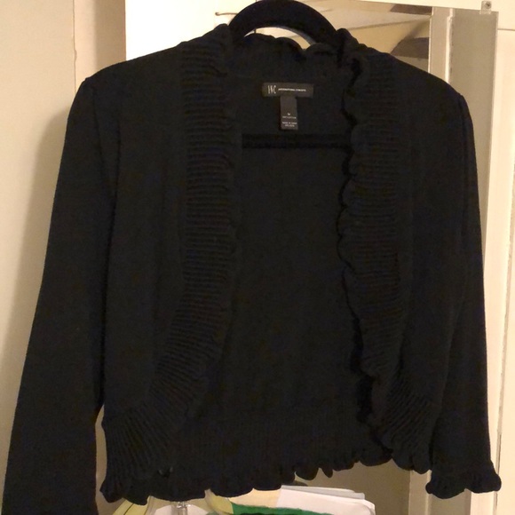 Sweater. - Picture 3 of 5